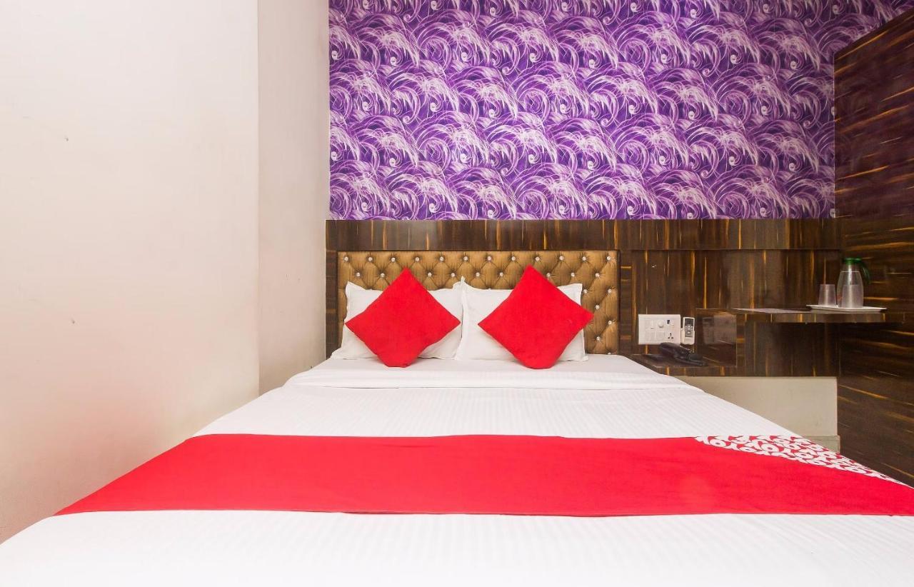 Capital O Hotel Pearl Near Us Embassy Mumbai Exterior photo
